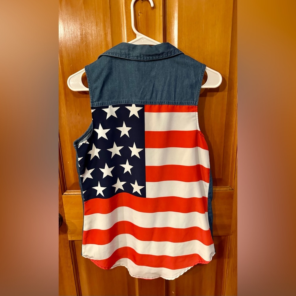 American Flag Summer Shirt - Rock & Republic, new w/tags 
size S
